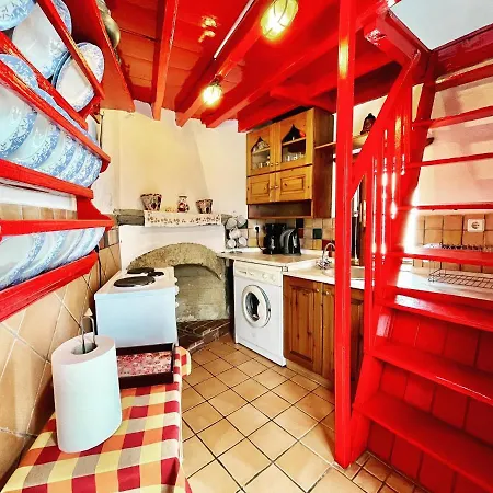 Traditional House In Holiday home